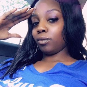 Meet your Posher, Atavia